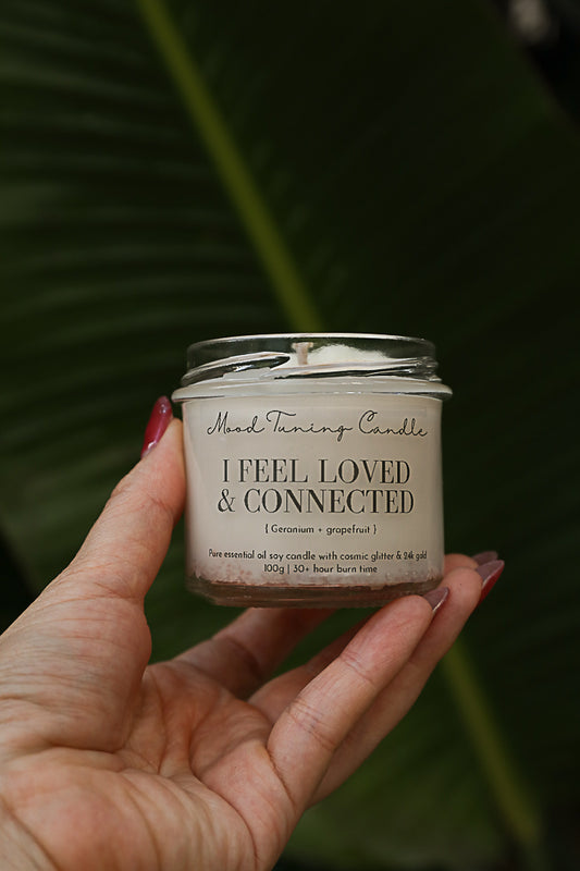 אני מרגישה אהובה ומחוברת | Mood Tuning Candle | I feel loved & connected
