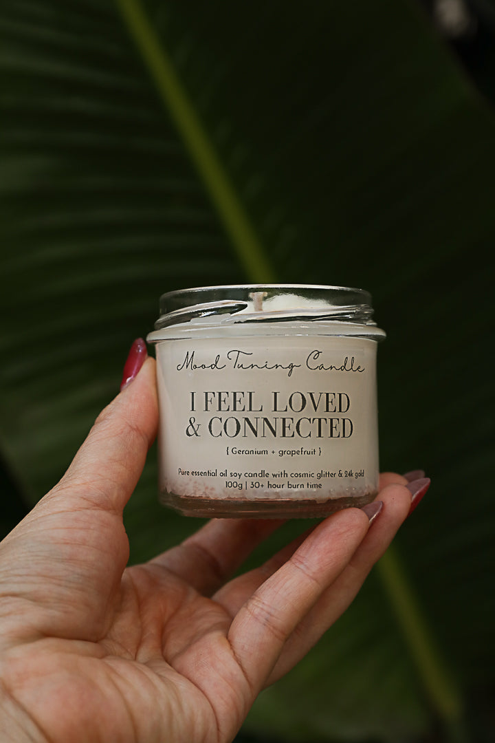 אני מרגישה אהובה ומחוברת | Mood Tuning Candle | I feel loved & connected