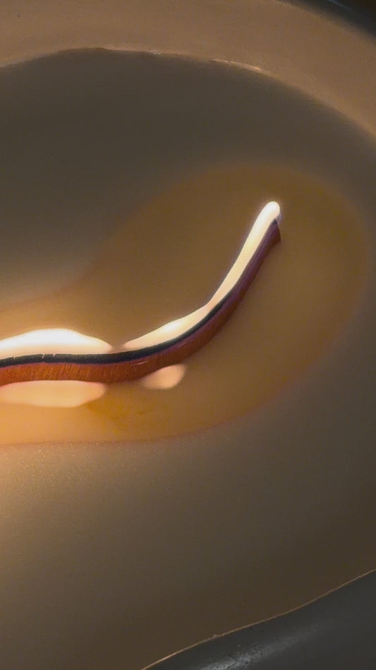 Whisper of the Wood | Personal Hearth Candle | נר קמין אישי